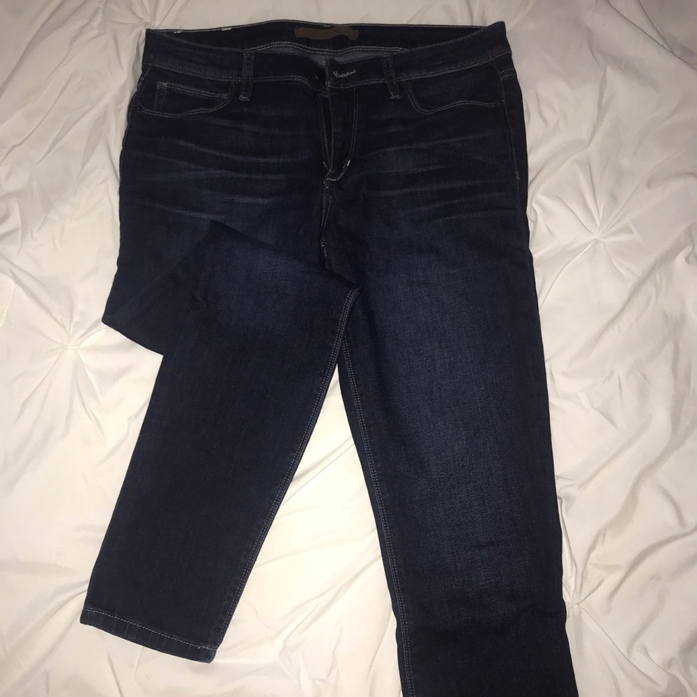 Joe’s Jeans. Never worn but no tags. Skinny ankle.